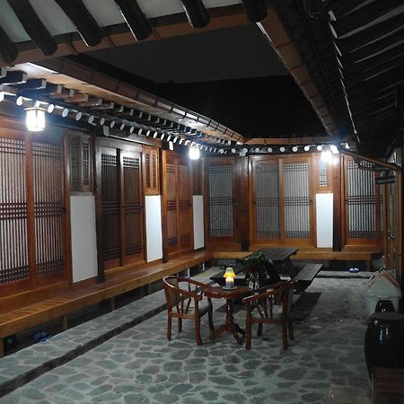 Bibimbap Hanok Guesthouse Insadong Seúl Exterior foto